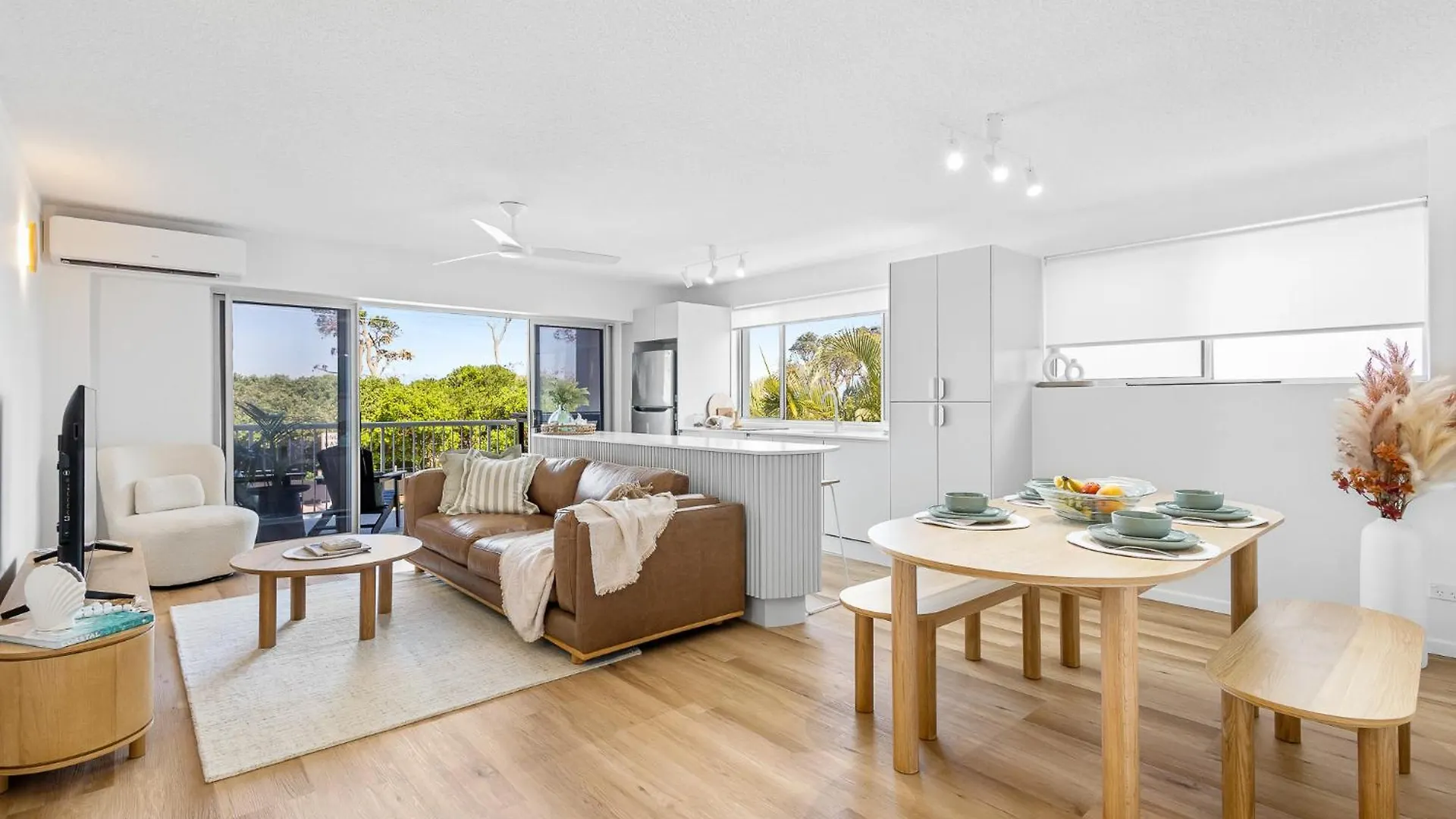 Maroochydore Beachfront 0*,  Australia